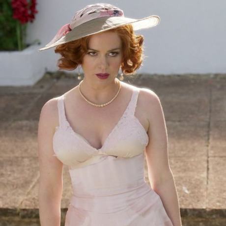 Isla Fisher Nude