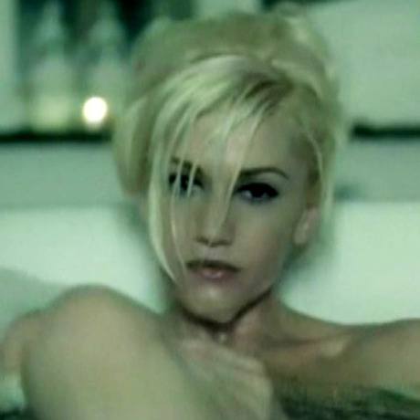 Gwen Stefani Nude