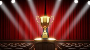 Leana Lovings in Spread Thighs & Hentais VR